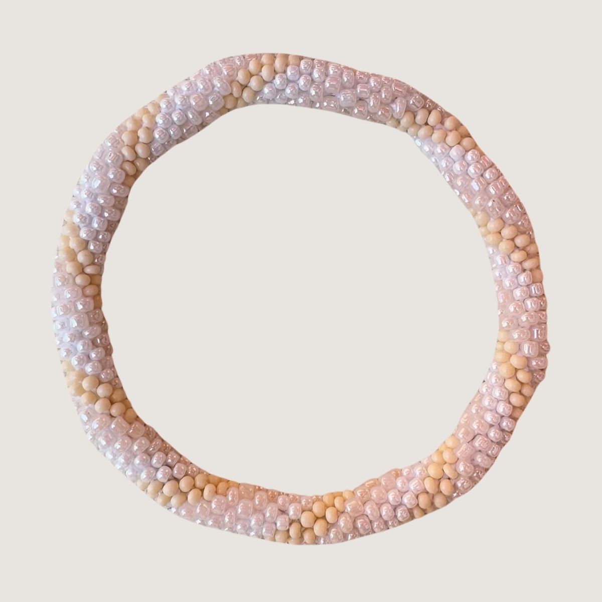 Écru et rose